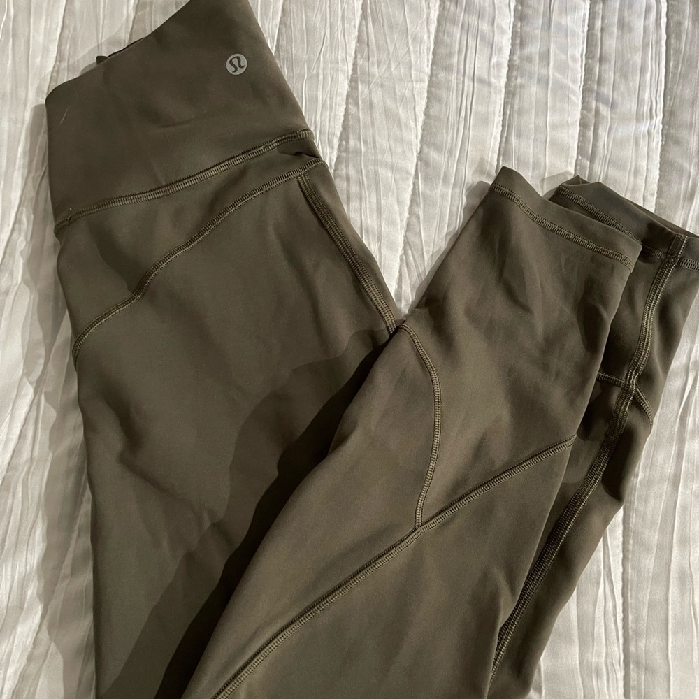 Lululemon leggings